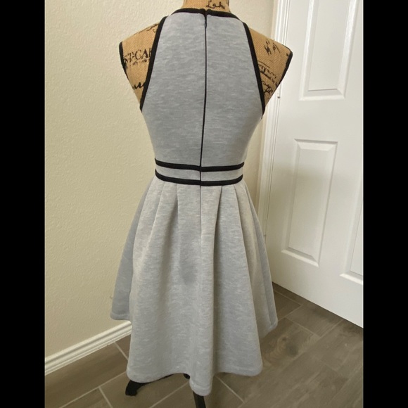 Adorable grey cocktail dress. - Picture 2 of 5